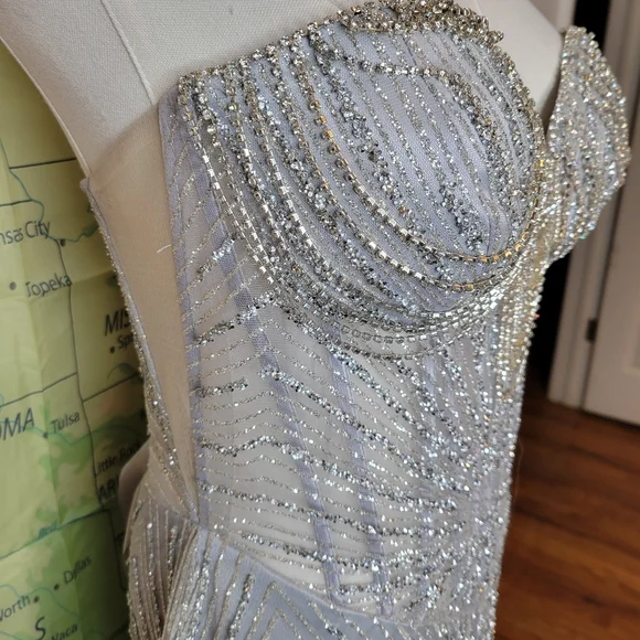Alglist Silver Beaded Strapless Dress Lace Up Back Size 8 - Picture 5 of 17